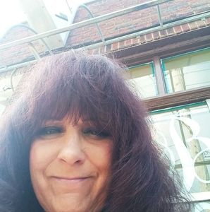 Meet your Posher, Rita